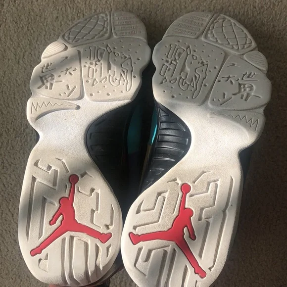 JORDAN 9 DREAM IT DO IT IN SIZE 9‼️‼️ - Picture 6 of 8